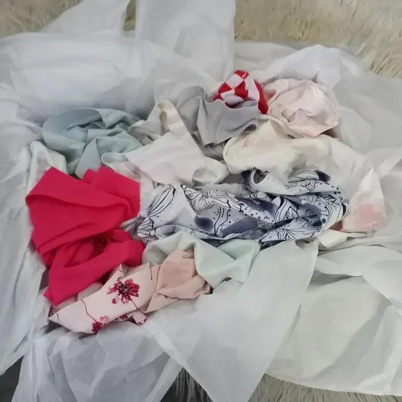 Bundle 28 PANTIES NEW SZ MED Assorted Styles Colors Patterns NWOT - Picture 2 of 2